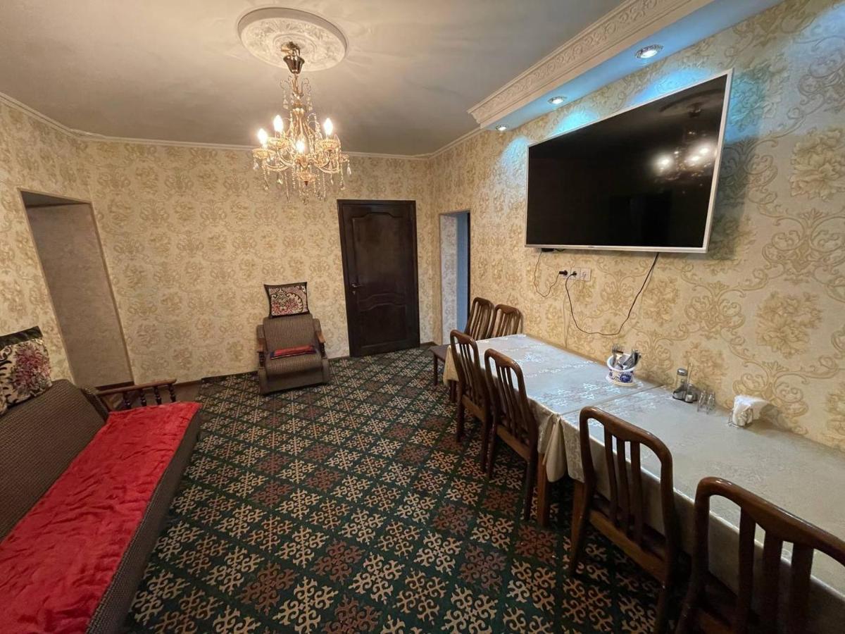 Guest House Eles Karakoł Zewnętrze zdjęcie